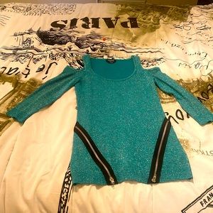Bebe XS teal sweater
